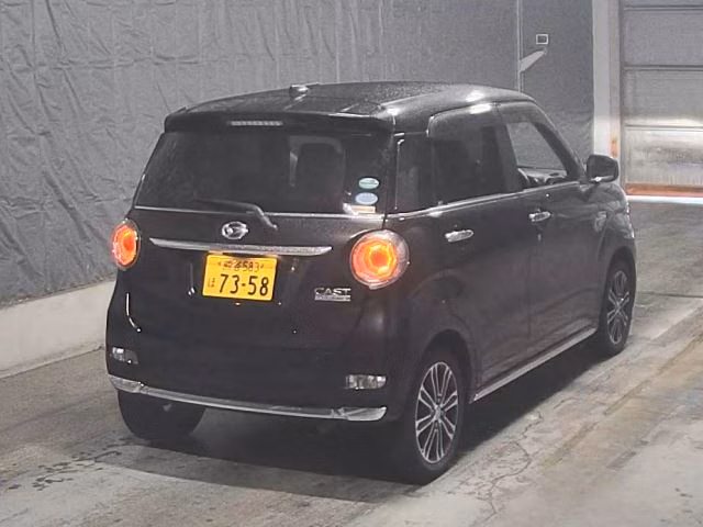 DAIHATSU CAST