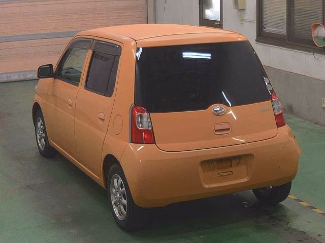 DAIHATSU ESSE