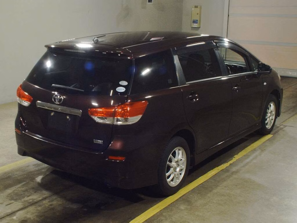 TOYOTA WISH