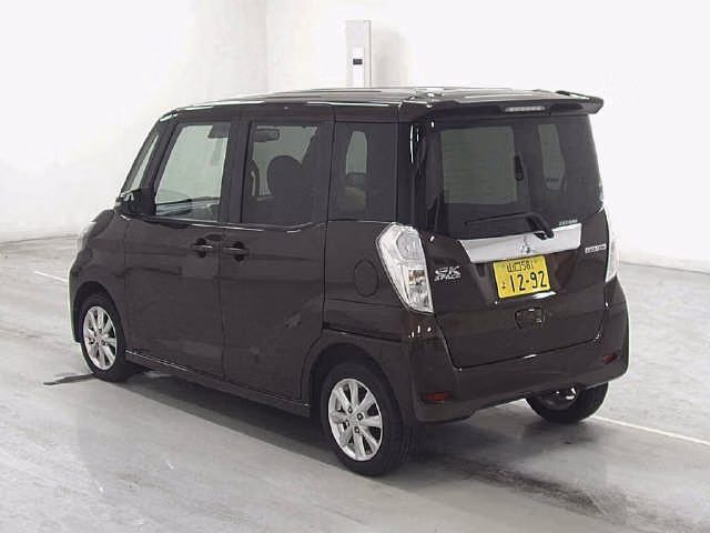 MITSUBISHI EK SPACE