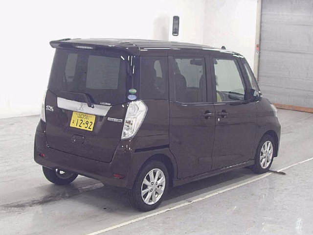 MITSUBISHI EK SPACE