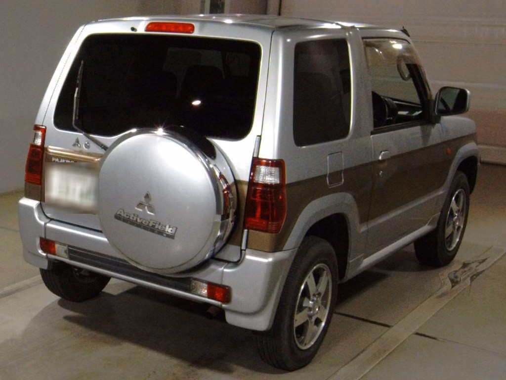 MITSUBISHI PAJERO MINI