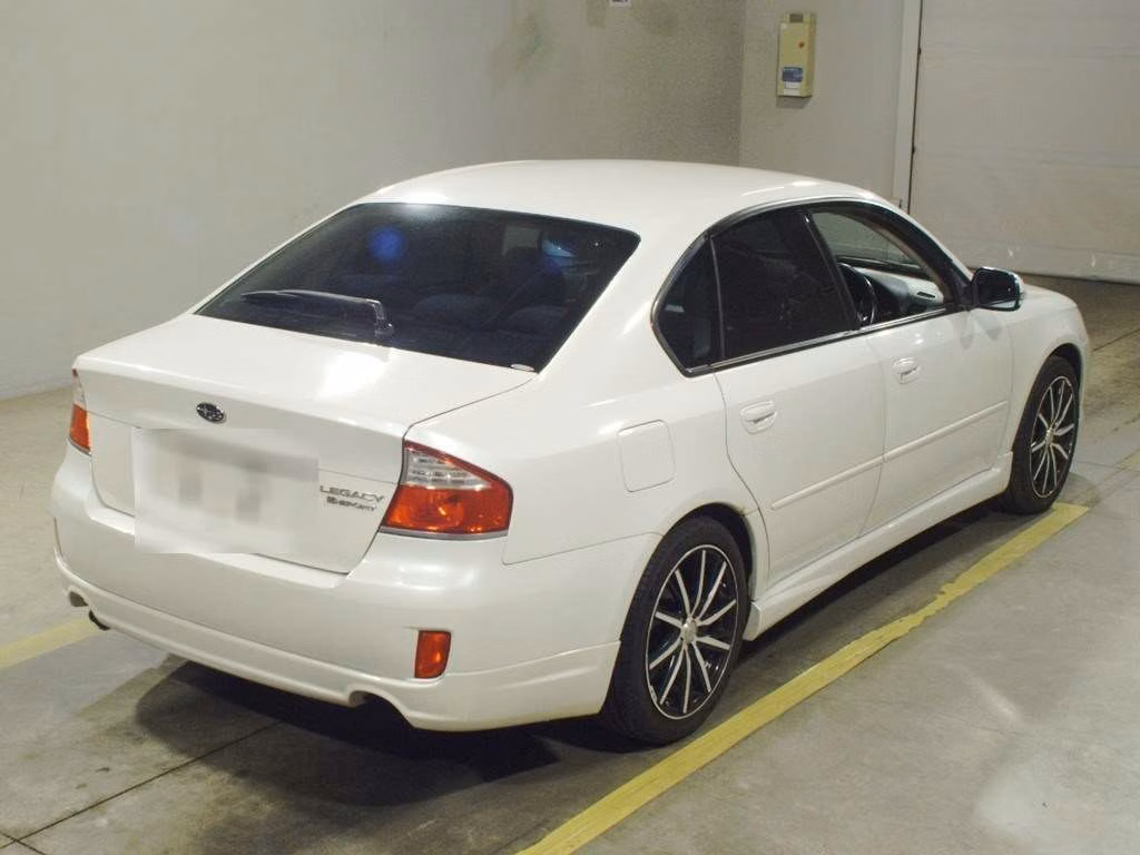SUBARU LEGACY B4