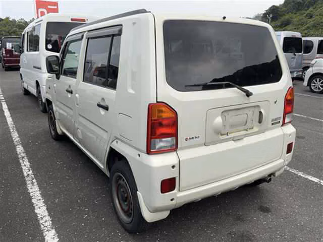 DAIHATSU NAKED