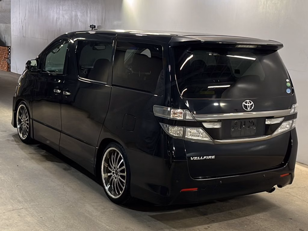 TOYOTA VELLFIRE