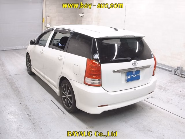 TOYOTA WISH