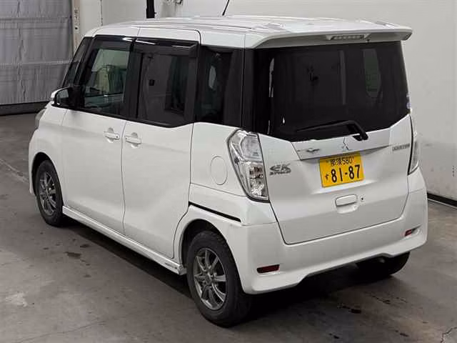MITSUBISHI EK SPACE