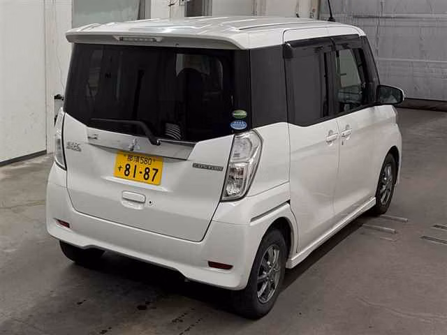 MITSUBISHI EK SPACE