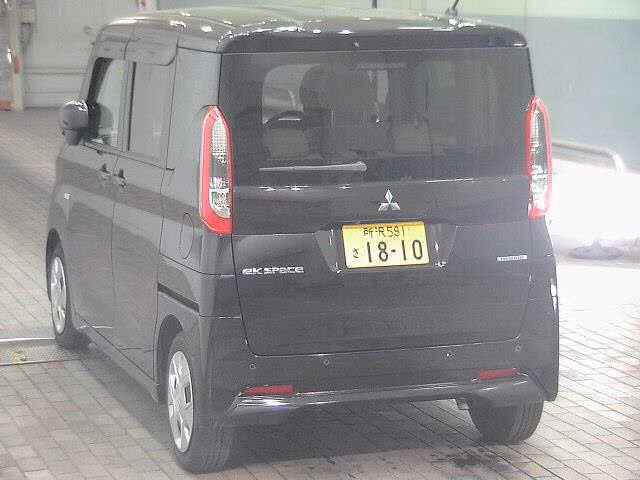 MITSUBISHI EK SPACE
