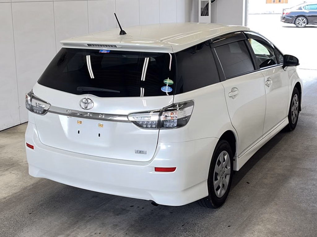 TOYOTA WISH