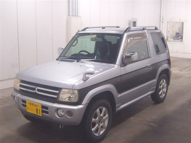 MITSUBISHI PAJERO MINI
