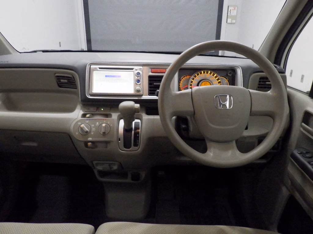 HONDA LIFE