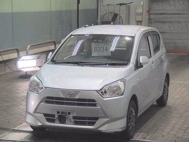 TOYOTA PIXIS EPOCH