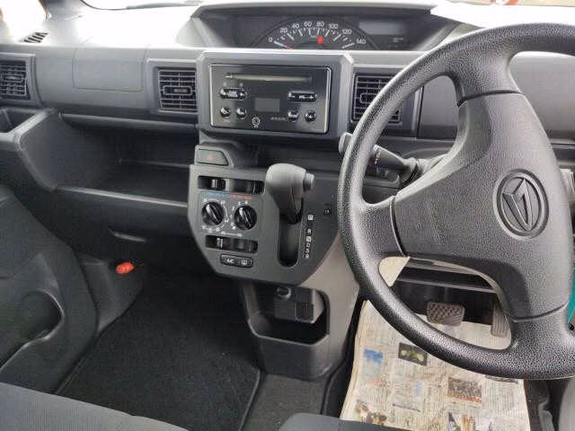 DAIHATSU HIJET CADDIE