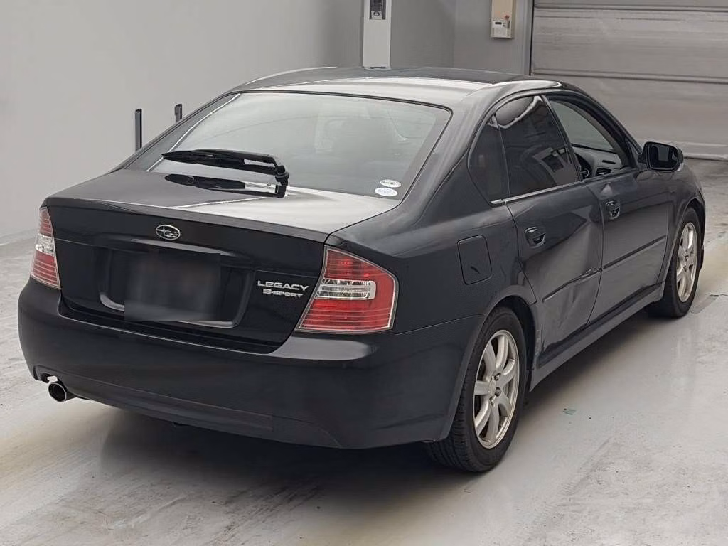 SUBARU LEGACY B4