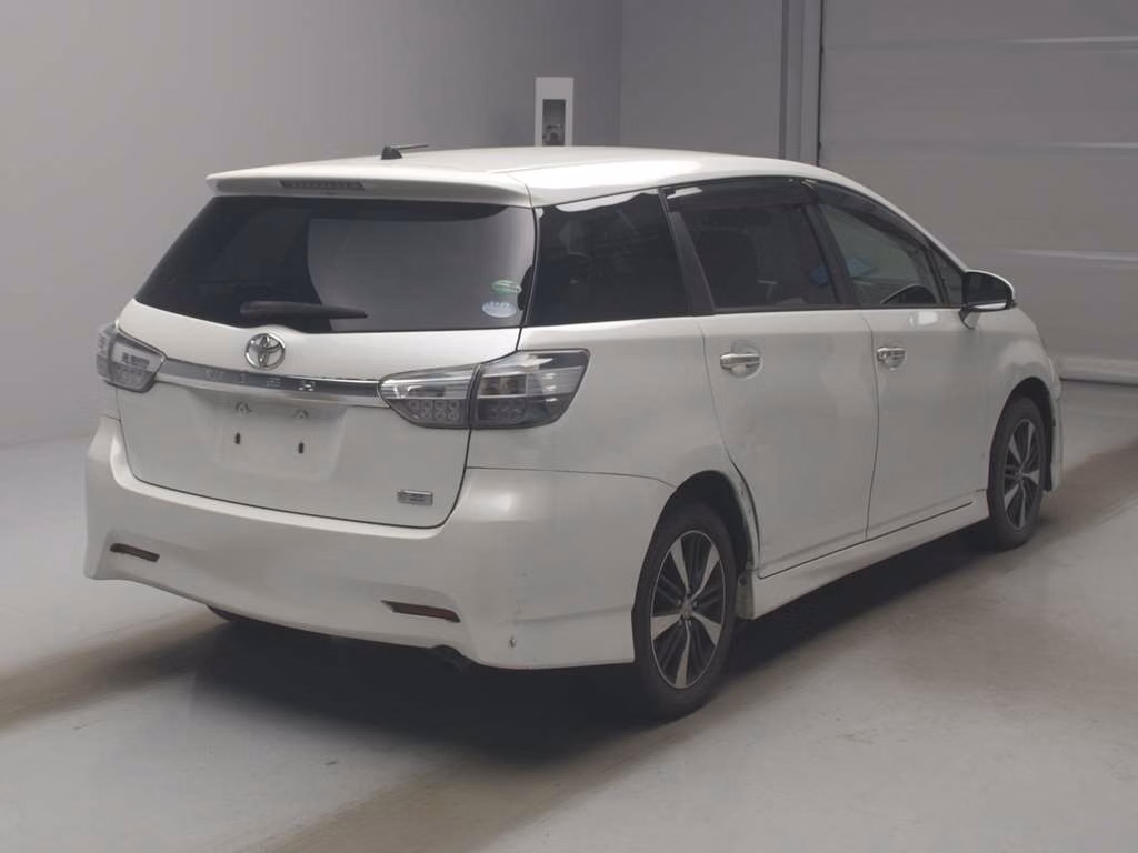 TOYOTA WISH