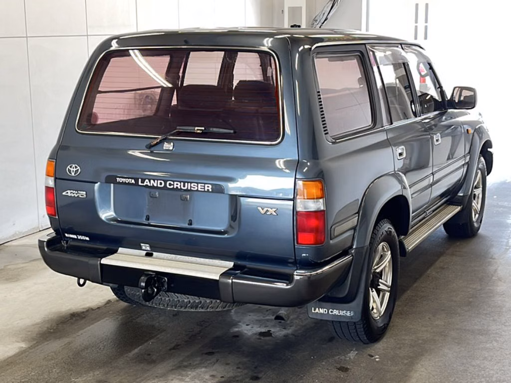 TOYOTA LAND CRUISER