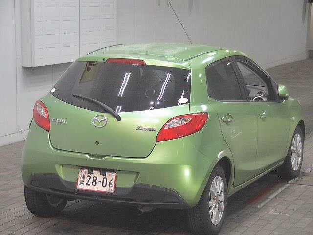 MAZDA DEMIO