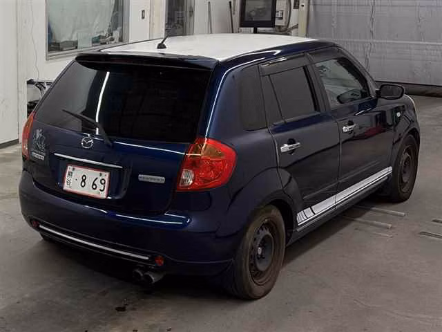 MAZDA VERISA
