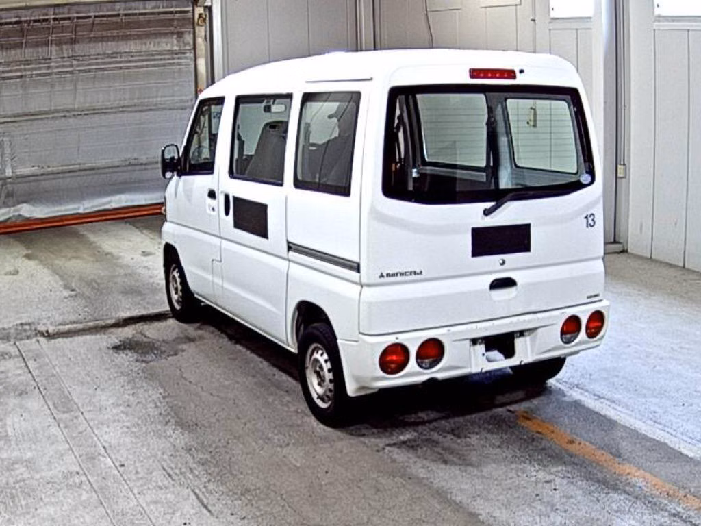 MITSUBISHI MINICAB