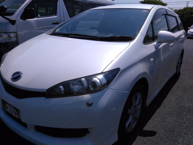 TOYOTA WISH