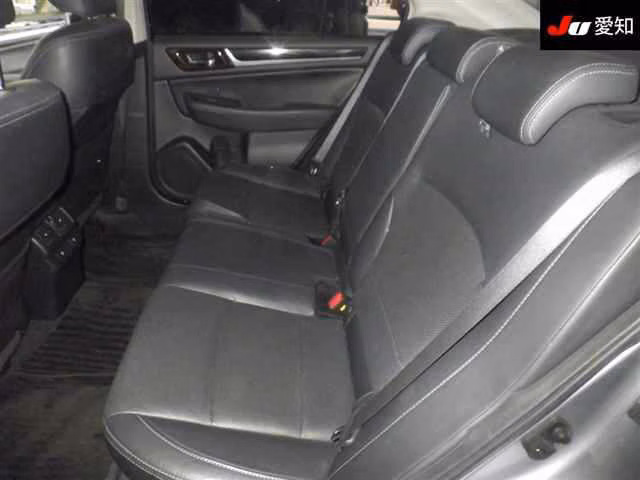 SUBARU LEGACY B4