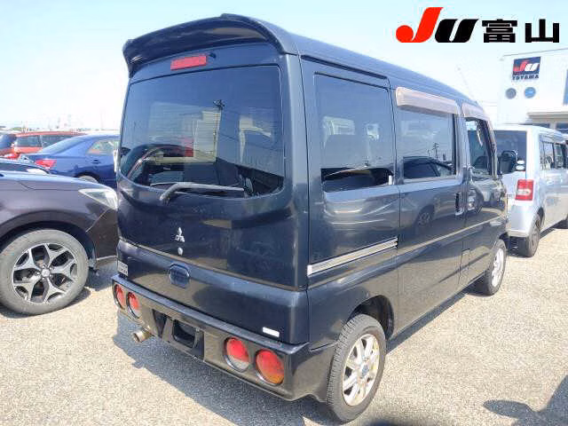MITSUBISHI TOWN BOX