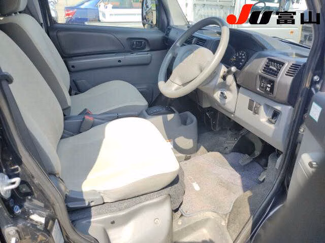 MITSUBISHI TOWN BOX