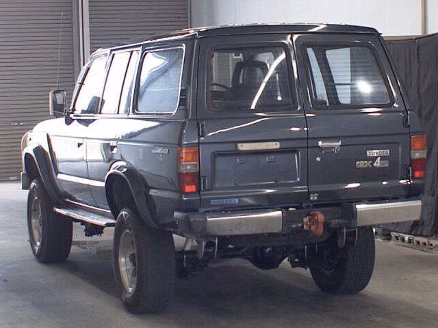 TOYOTA LAND CRUISER