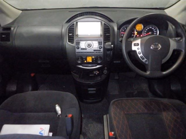 NISSAN LAFESTA