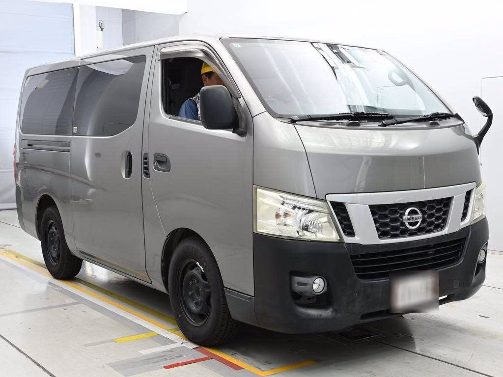 NISSAN NV350 CARAVAN