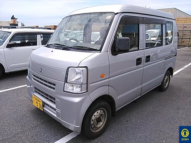 MITSUBISHI MINICAB