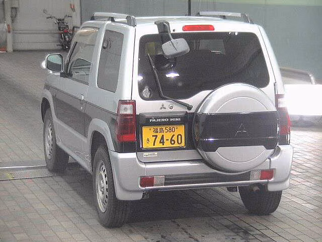 MITSUBISHI PAJERO MINI