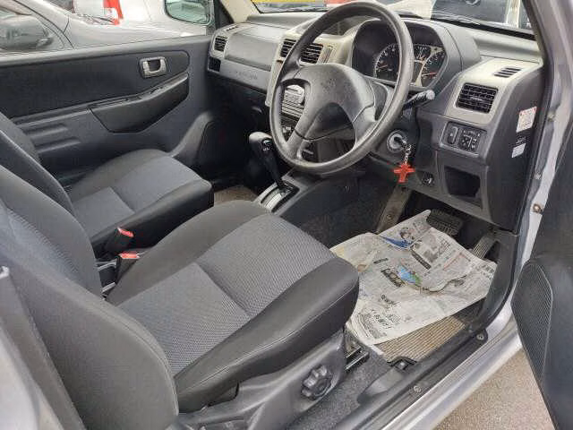 MITSUBISHI PAJERO MINI