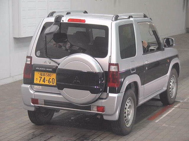 MITSUBISHI PAJERO MINI