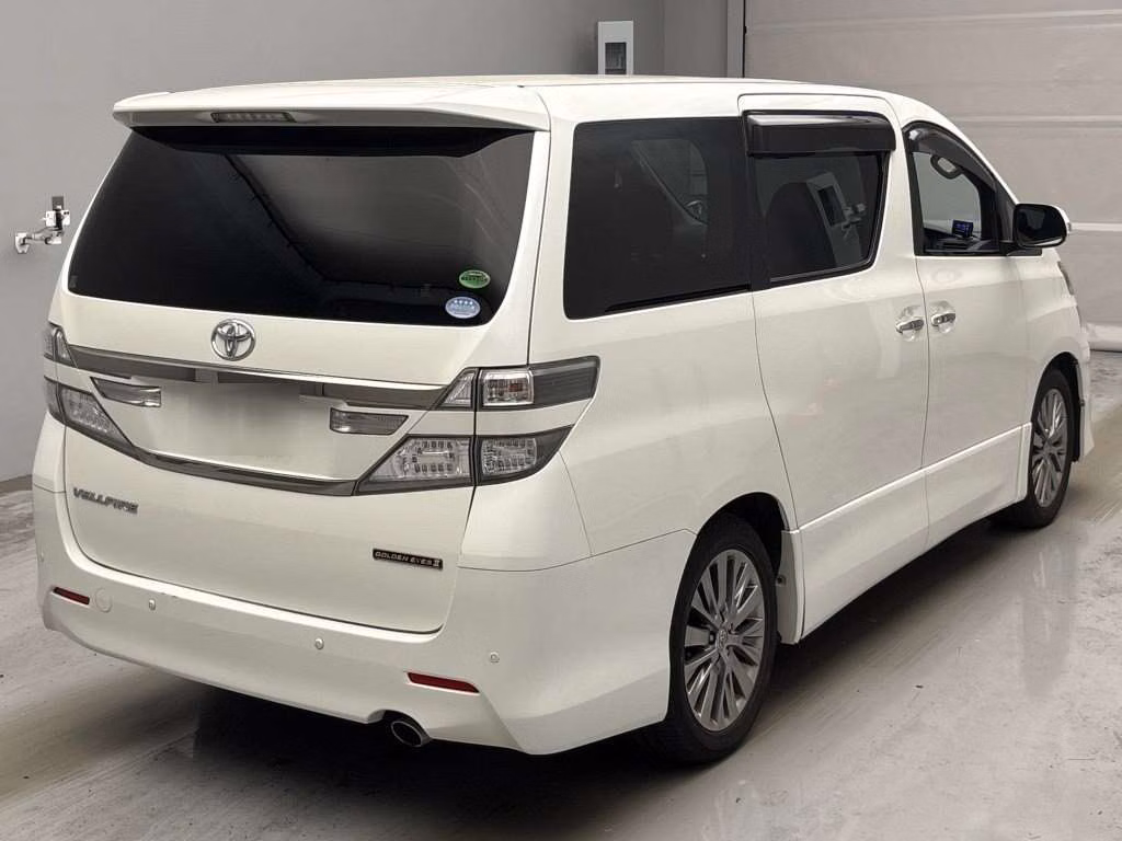 TOYOTA VELLFIRE