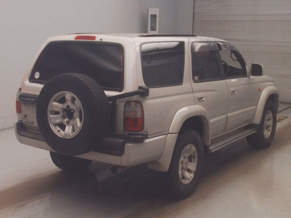 TOYOTA HILUX SURF