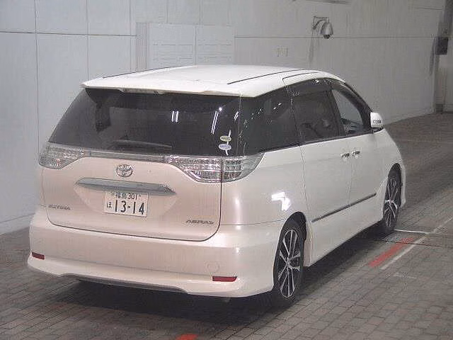 TOYOTA ESTIMA