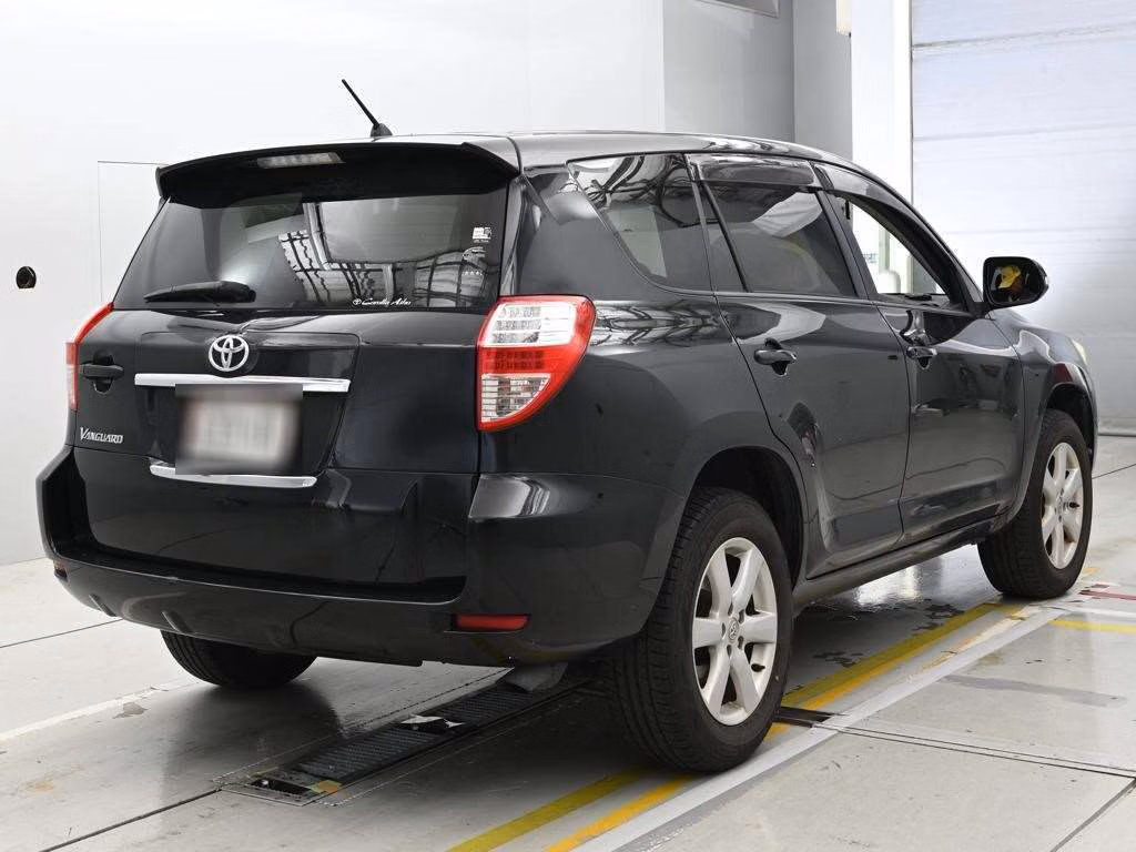 TOYOTA VANGUARD