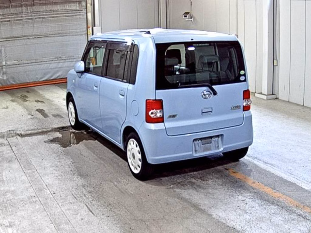 DAIHATSU MOVE CONTE