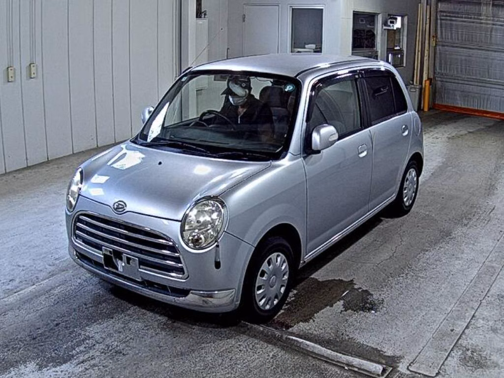 DAIHATSU MIRA GINO