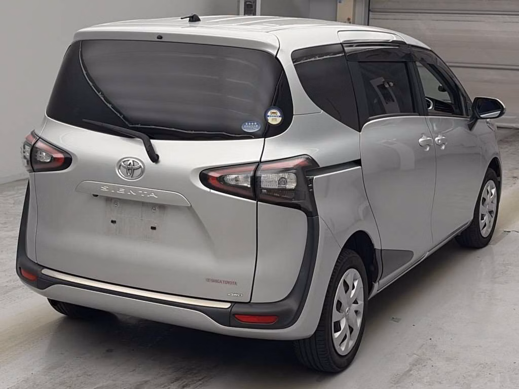 TOYOTA SIENTA