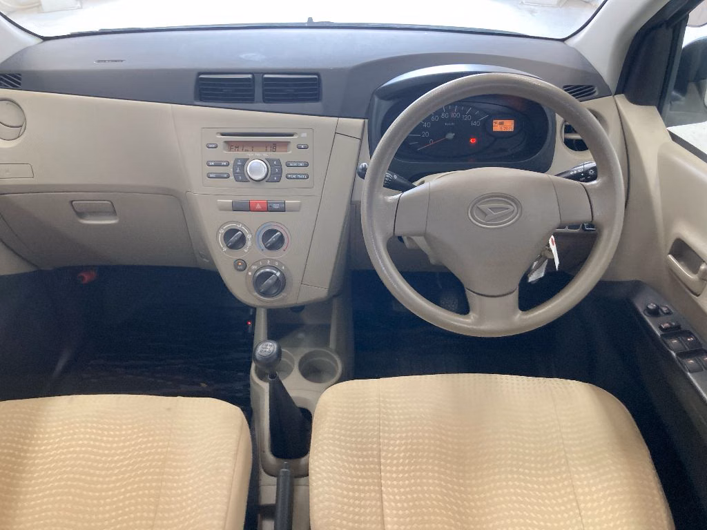 DAIHATSU MIRA