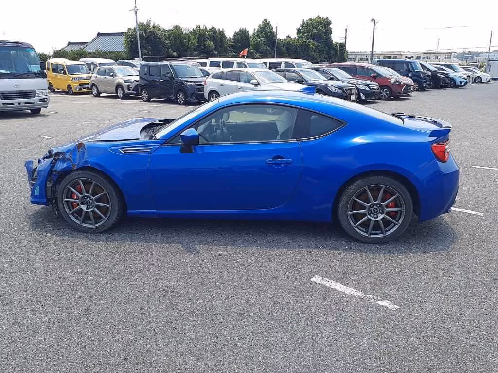 SUBARU BRZ