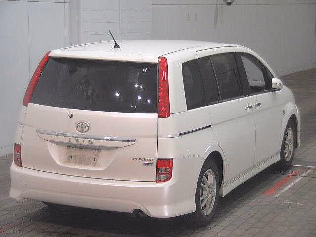 TOYOTA ISIS