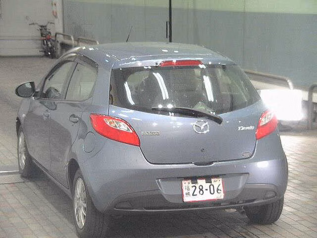 MAZDA DEMIO