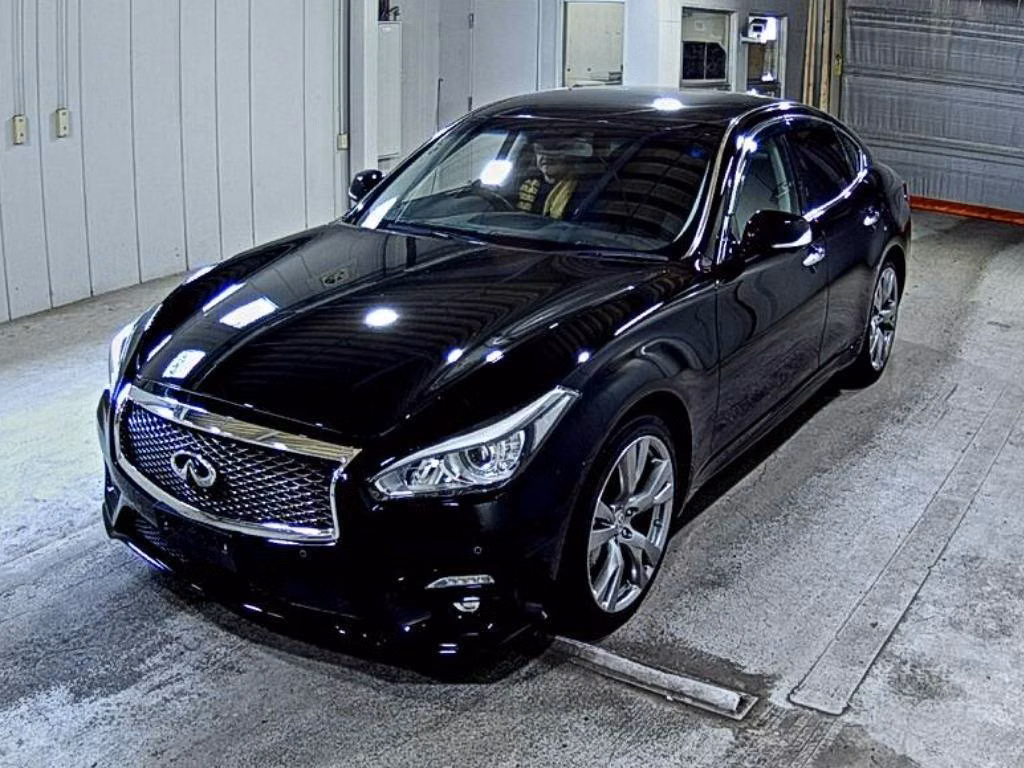 NISSAN FUGA