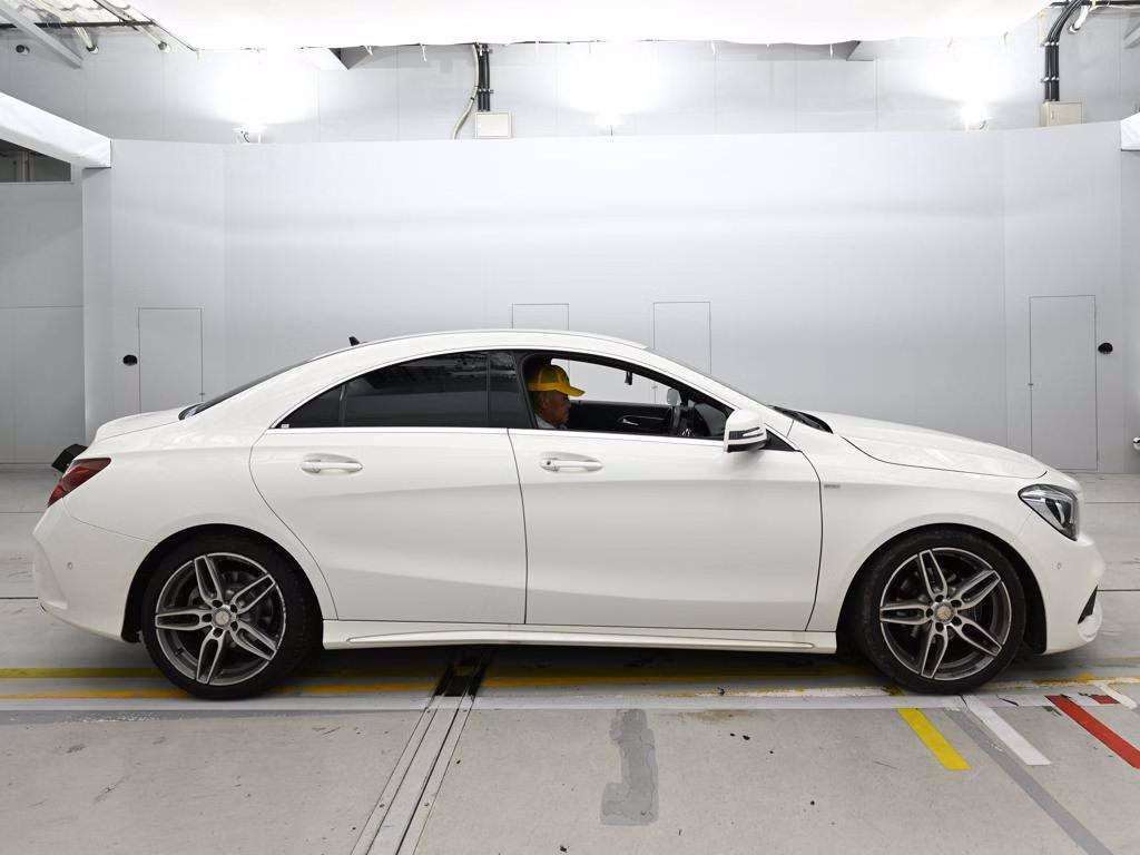 MERCEDES-BENZ CLA-CLASS