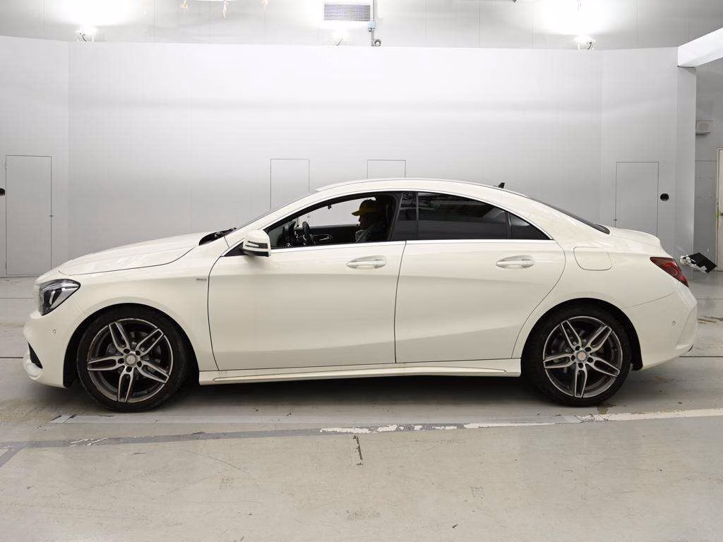 MERCEDES-BENZ CLA-CLASS