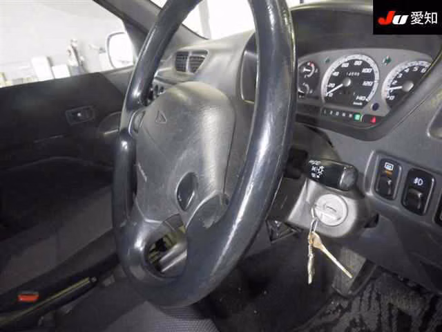 DAIHATSU TERIOS KID